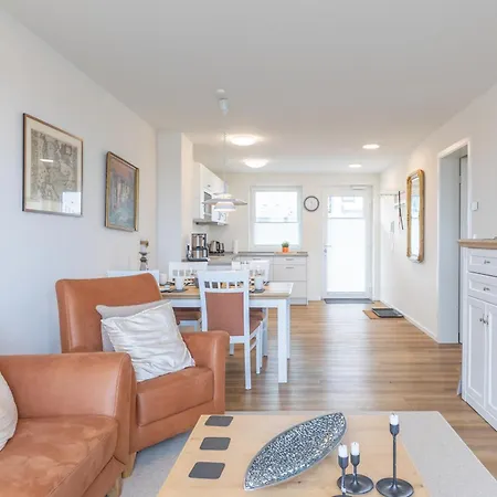 Ferienwohnung Ferhaaling Mit Direktem Seeblick Nordstrand Exterior photo